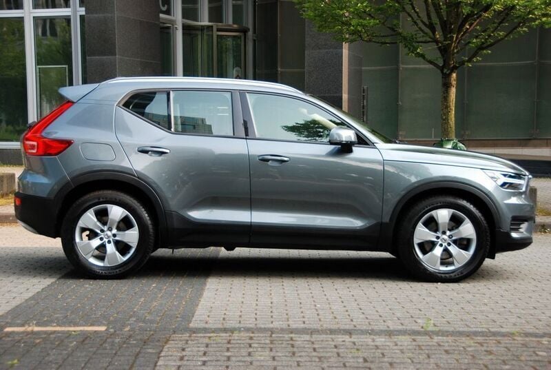 Gebraucht Volvo XC40 Momentum 190 PS (139 kW) 2019 Grau SUV