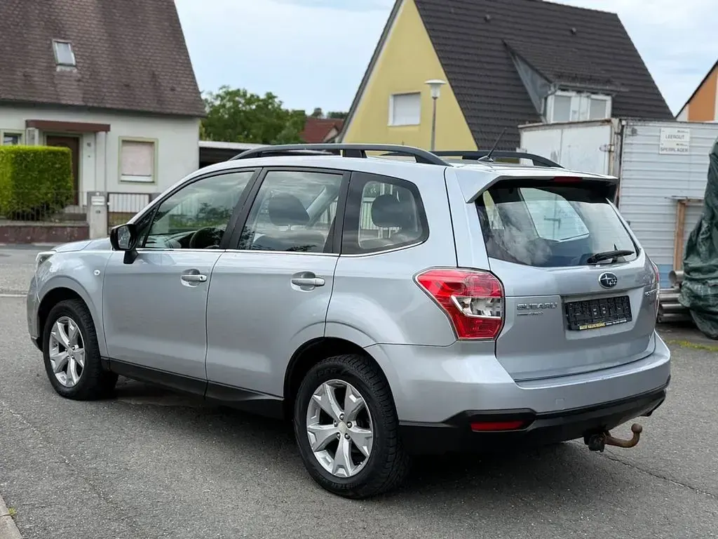 Gebraucht Subaru Forester Active 150 PS (110 kW) 2014 Silber SUV