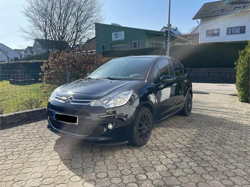 Gebraucht Citroën C3 PureTech 82 PS (60 kW) 2015 Schwarz Limousine