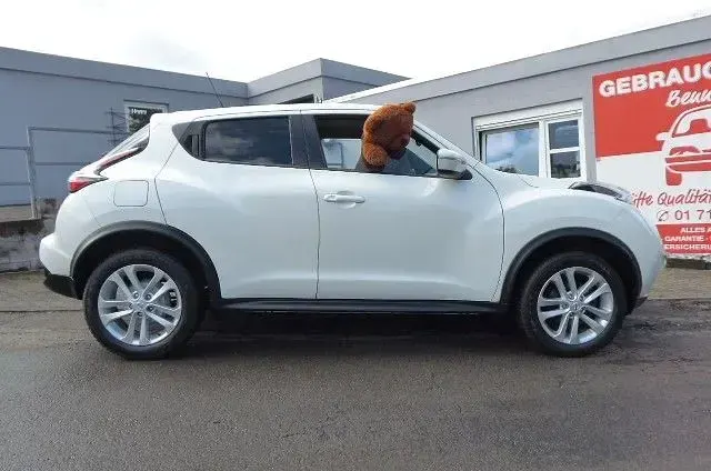 Gebraucht Nissan Juke Acenta 117 PS (86 kW) 2016 Weiß SUV