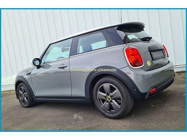 Gebraucht Mini Cooper Sport 135 kW (184 PS) 2022 Hellgrau (moonwalk grey (meta) (metallic) Kleinwagen