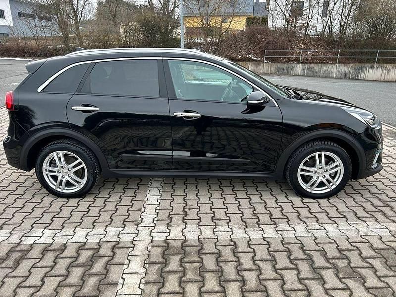 Gebraucht Kia Niro Spirit 150 kW (204 PS) 2021 Schwarz SUV