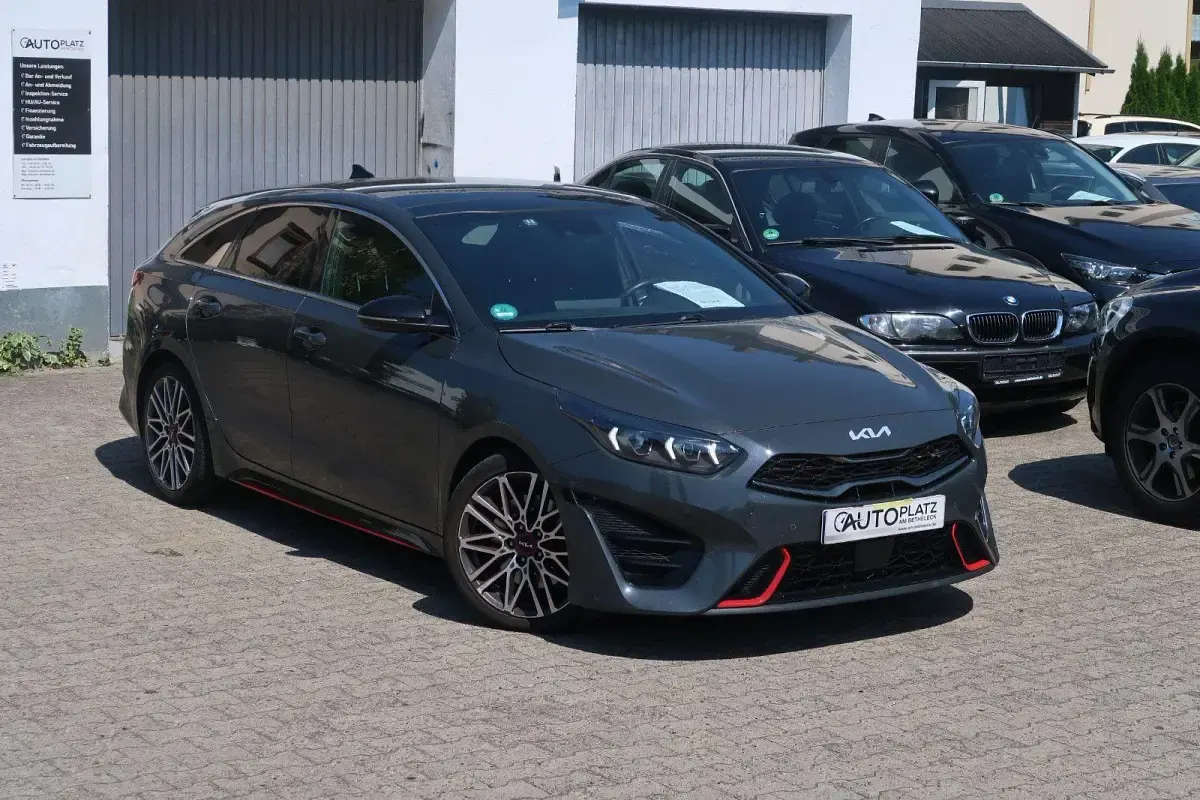 Gebraucht Kia ProCeed GT 204 PS (150 kW) 2022 Grau Kombi