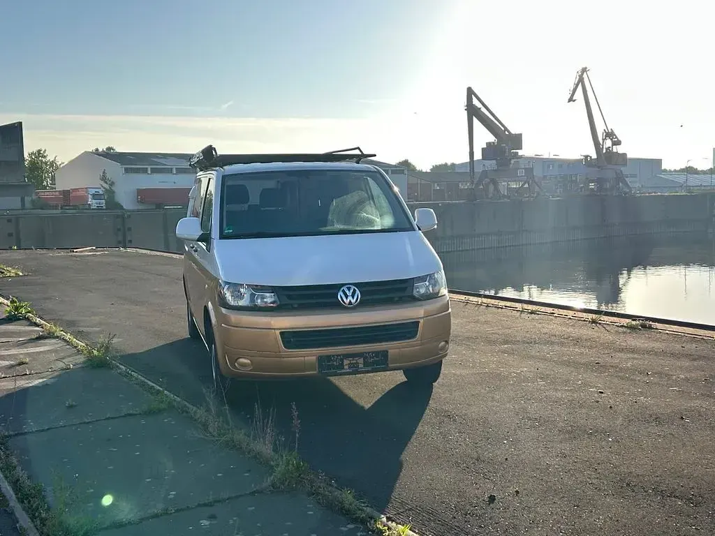 Gebraucht VW T5 102 PS (75 kW) 2013 Weiß Van