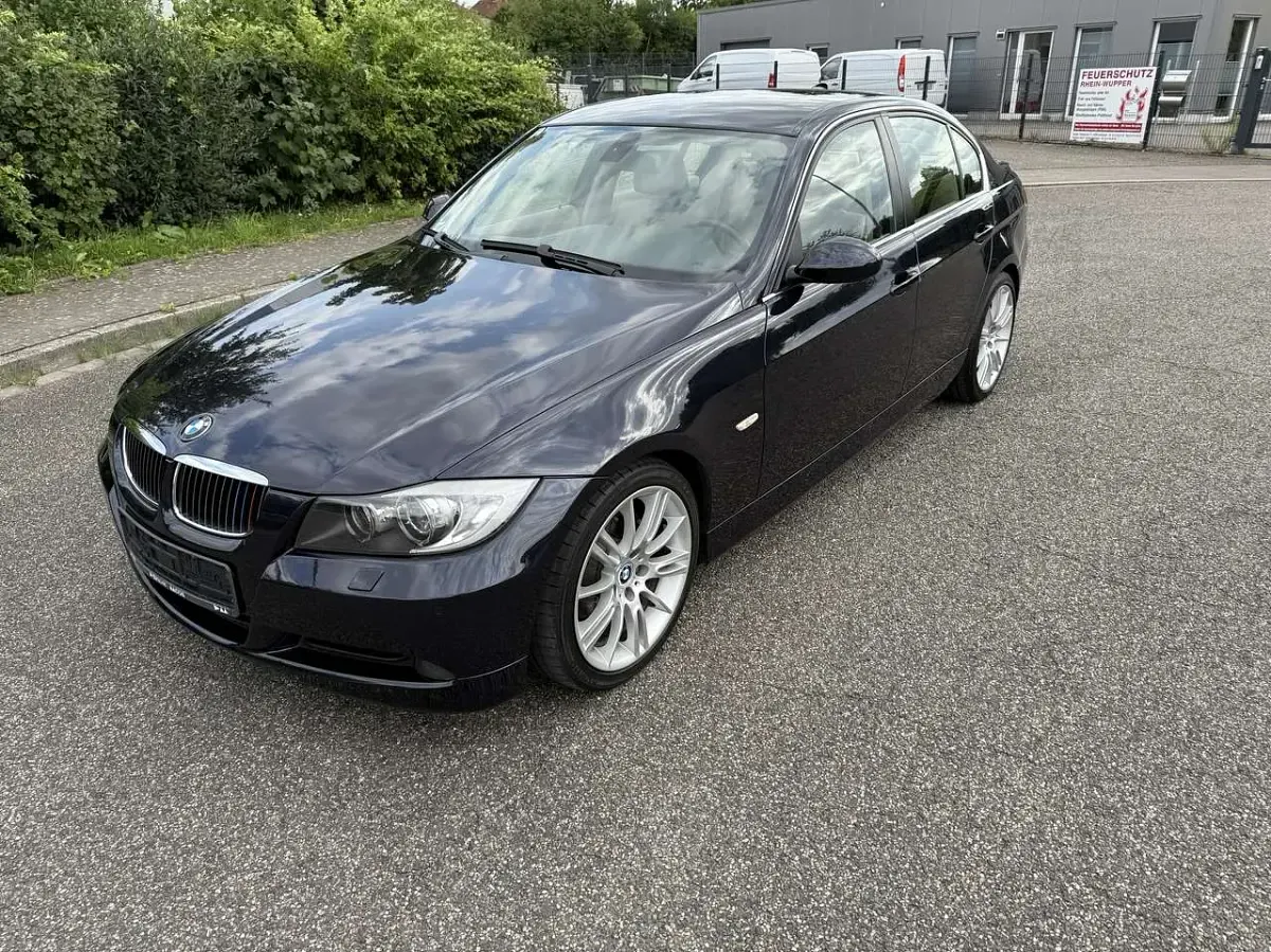 Gebraucht BMW 225 213 PS (156 kW) 2005
