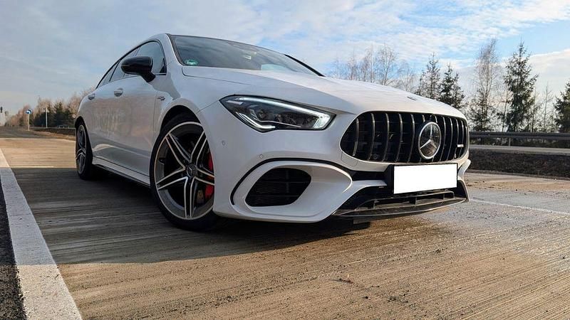 Gebraucht Mercedes CLA45 AMG Shooting Brake AMG 421 PS (309 kW) 2021 Weiß Kombi