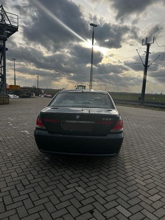 Gebraucht BMW 735 272 PS (200 kW) 2003 Grün Limousine