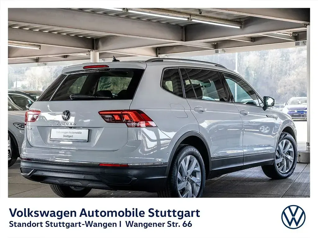 Gebraucht VW Tiguan Allspace Life 150 PS (110 kW) 2023 Pure white SUV