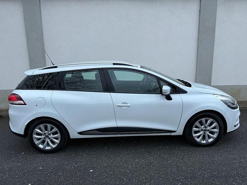 Gebraucht Renault Clio IV Intens 90 PS (66 kW) 2019 Weiß Limousine