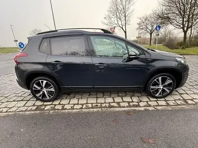 Gebraucht Peugeot 2008 GT-line 110 PS (80 kW) 2018 Grau SUV