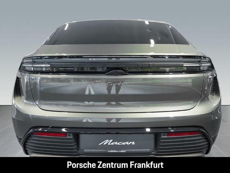 Gebraucht Porsche Macan Turbo 469 kW (639 PS) 2025 Aventuringrünmetallic SUV