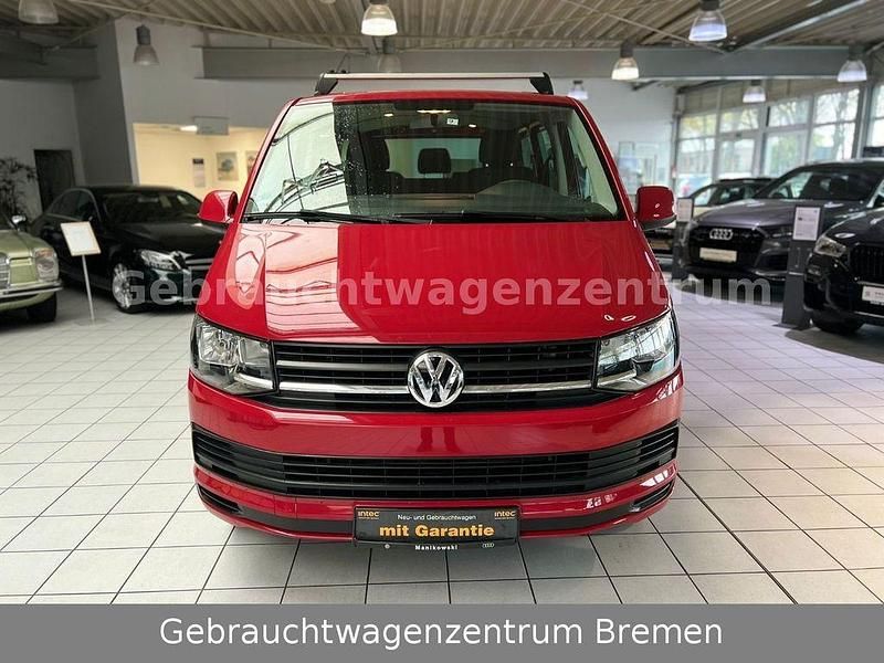 Gebraucht VW Transporter 150 PS (110 kW) 2017 Rot Van