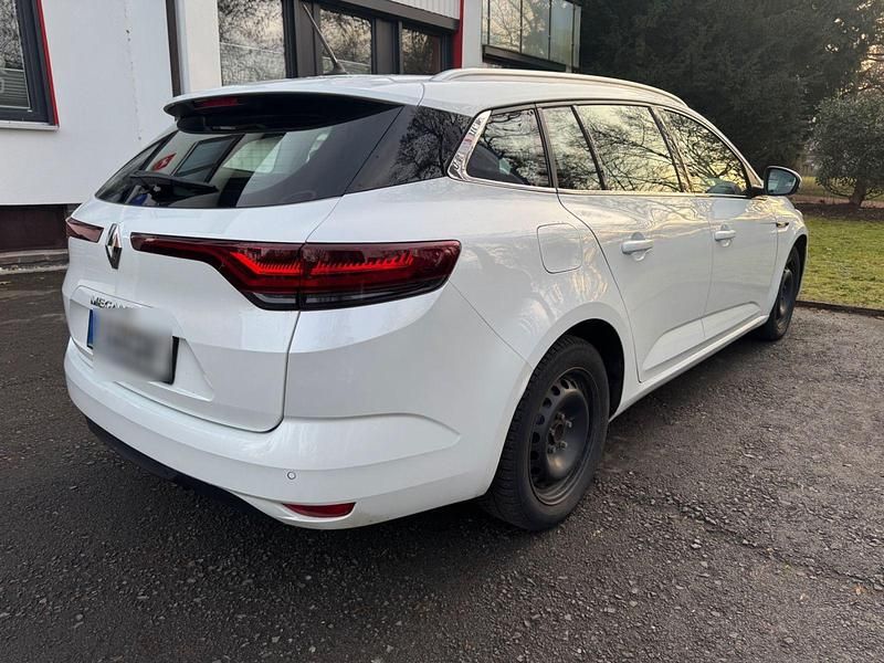 Gebraucht Renault Mégane GrandTour Techno 116 PS (85 kW) 2021 Weiß Kombi