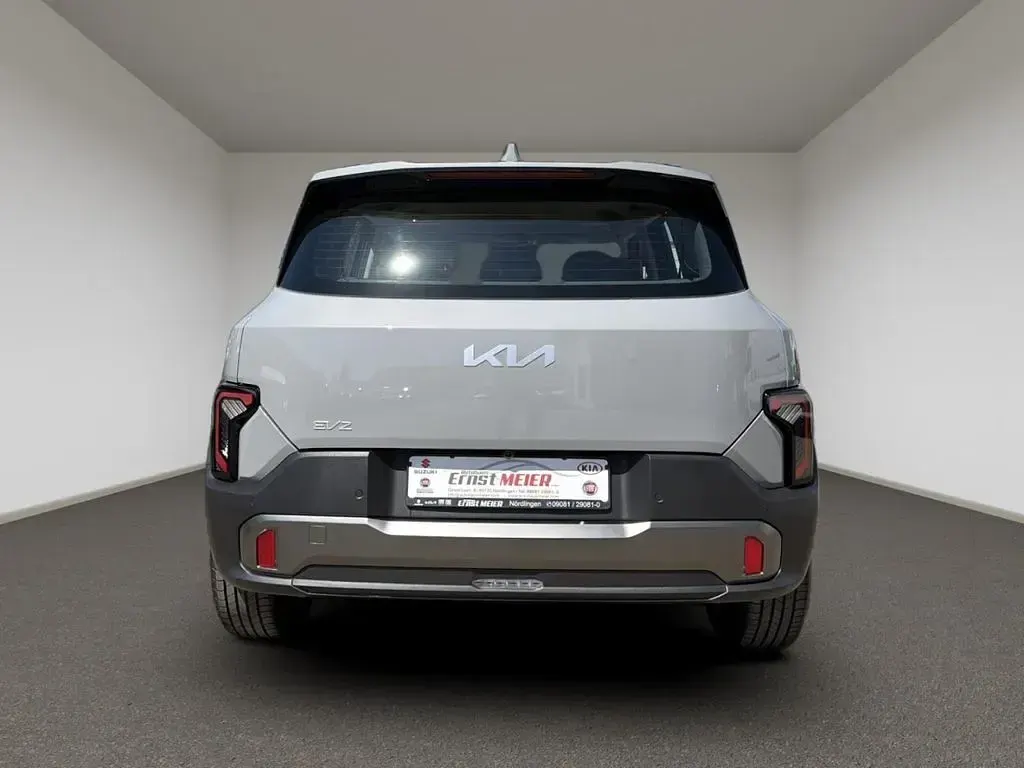 Neu Kia EV2 Air 108 kW (147 PS) 2026 Grau SUV