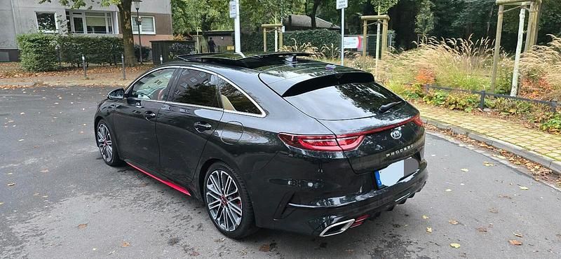 Schwarz Gebraucht 2019 Kia ProCeed GT 2 Kleinwagen | 21.000 € (Fairer Preis) - Bild 1/4