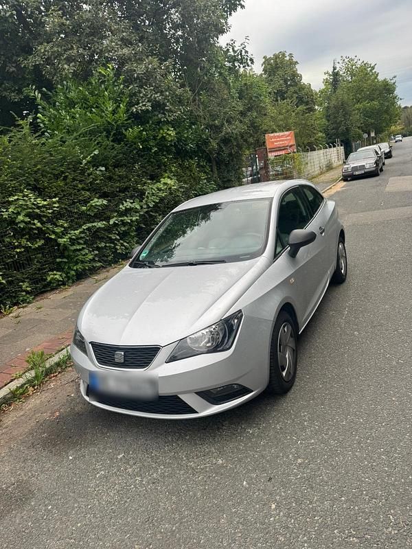 Silber Gebraucht 2012 Seat Ibiza Kleinwagen | 2.300 € (Guter Preis) - Bild 1/4