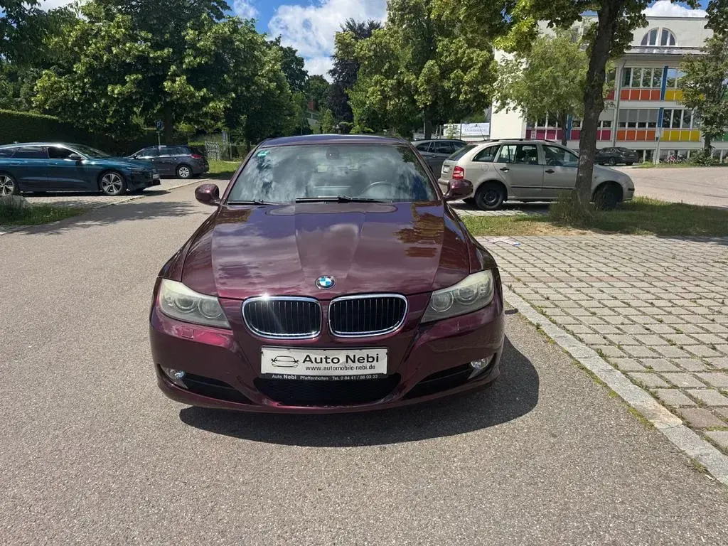 Gebraucht BMW 320 Performance 170 PS (125 kW) 2008 Rot Limousine