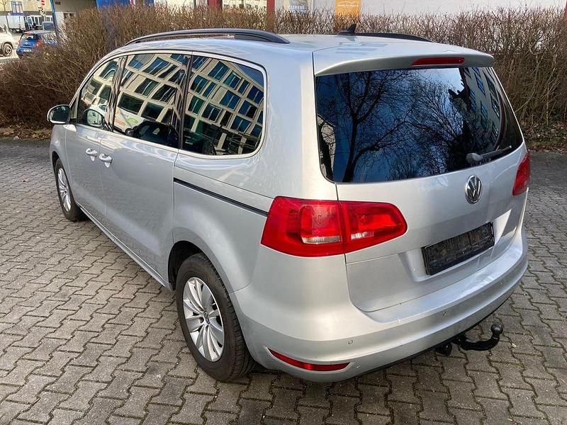 Gebraucht VW Sharan 140 PS (102 kW) 2011 Silber Van / Kleinbus