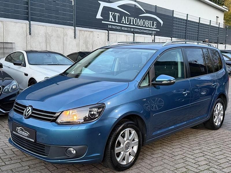 Gebraucht VW Touran Cup 105 PS (77 kW) 2015 Blau Van / Kleinbus