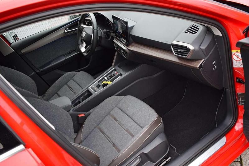 Gebraucht Seat Leon XCELLENCE 204 PS (150 kW) 2021 Reinrot Limousine