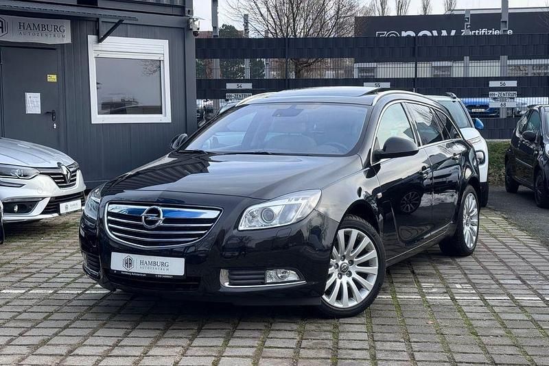 Gebraucht Opel Insignia Cosmo 220 PS (161 kW) 2010 Schwarz Kombi