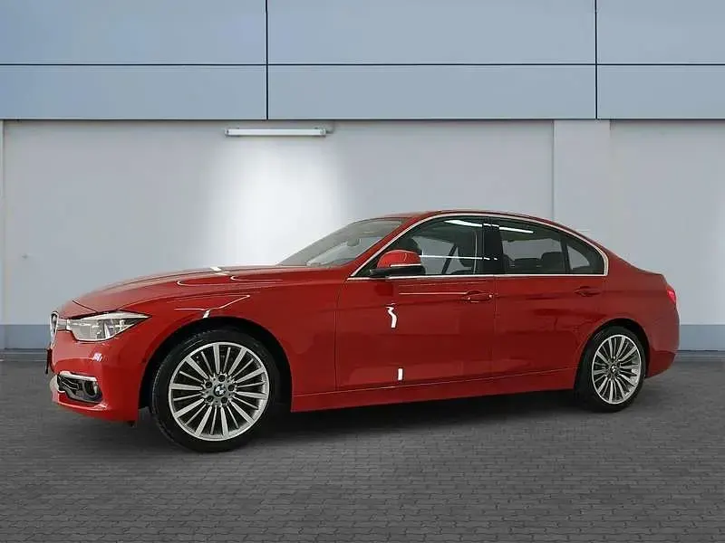 Gebraucht BMW 340 Luxury Line 326 PS (239 kW) 2018 Rot Limousine