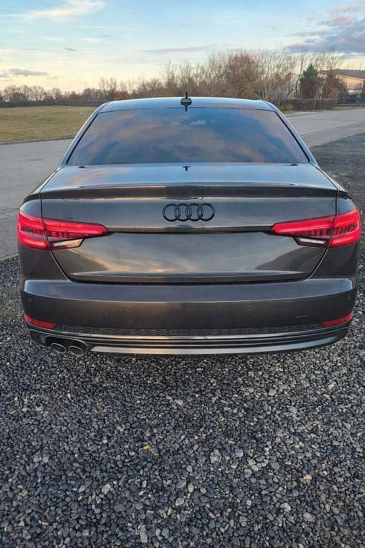 Gebraucht Audi A4 S-Line 190 PS (139 kW) 2016 Grau Limousine