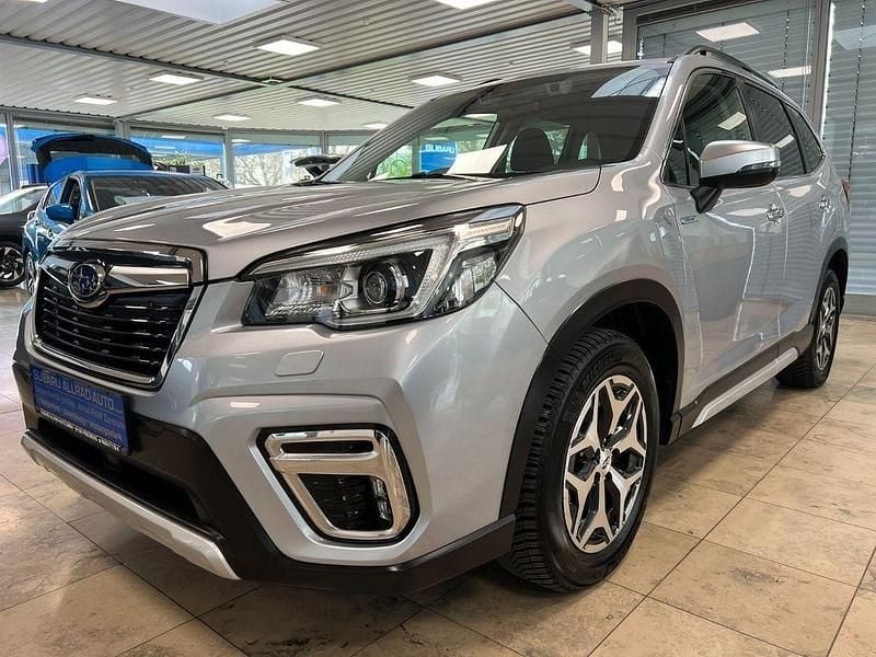 Gebraucht Subaru Forester Active 150 PS (110 kW) 2020 Silber SUV