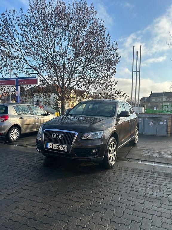 Braun Gebraucht 2010 Audi Q5 SUV | 7.300 € (Superpreis) - Bild 1/4