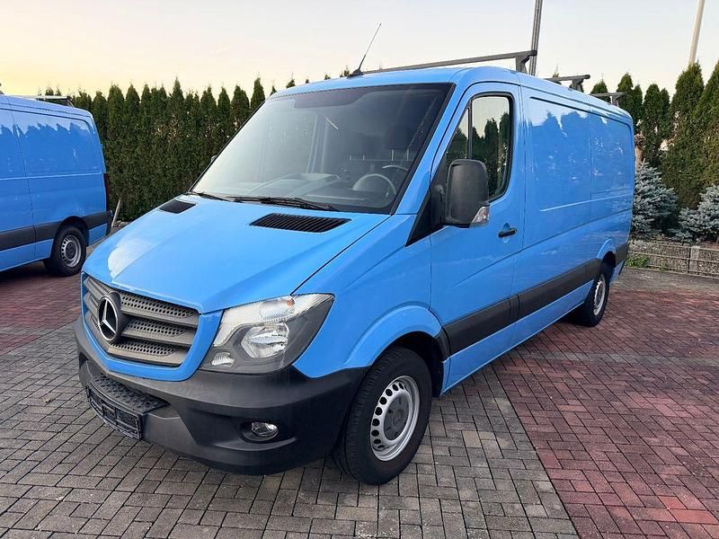 Blau Gebraucht 2018 Mercedes Sprinter Van | 16.660 € (Superpreis) - Bild 1/4