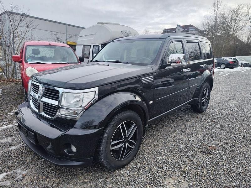 Schwarz Gebraucht 2007 Dodge Nitro SXT SUV | 3.999 € (Fairer Preis) - Bild 1/4