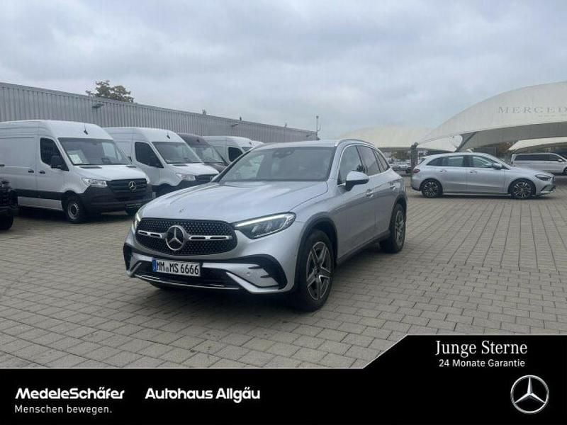 Lack hightechsilber (metallic) Gebraucht 2022 Mercedes GLC220 AMG SUV | 46.479 € (Superpreis) - Bild 1/4