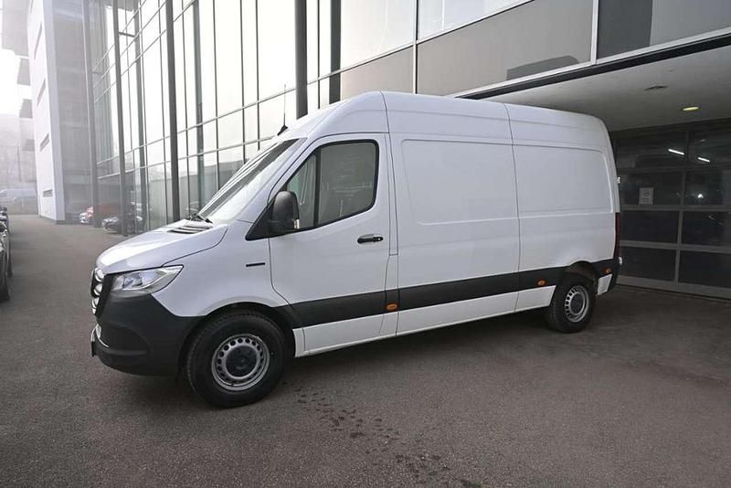 Gebraucht Mercedes Sprinter 85 kW (116 PS) 2020 Arktikweiß Van