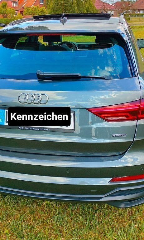 Gebraucht Audi Q3 S-Line 190 PS (139 kW) 2019 Grau SUV