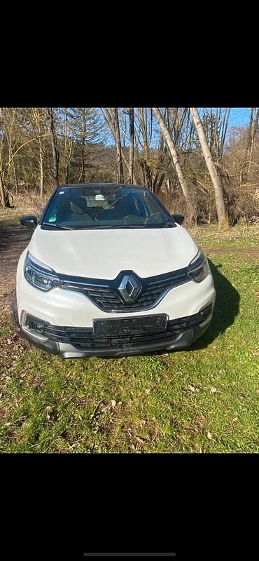 Gebraucht Renault Captur Bose Edition 90 PS (66 kW) 2019 Weiß SUV