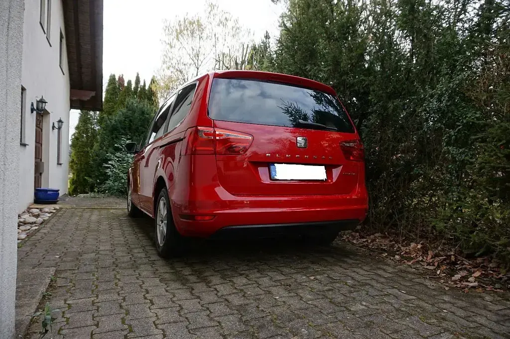 Gebraucht Seat Alhambra Ecomotive 150 PS (110 kW) 2011 Rot Van / Kleinbus