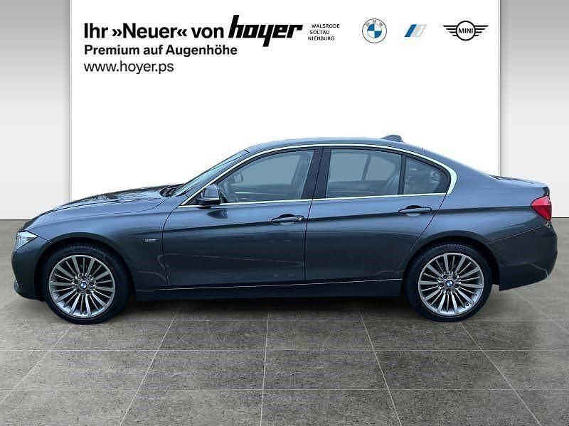 Gebraucht BMW 318 Luxury Line 150 PS (110 kW) 2015 Mineralgrau Limousine