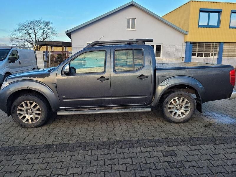 Gebraucht Nissan Navara 231 PS (169 kW) 2013 Grau Pickup