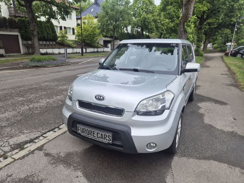 Silber Gebraucht 2010 Kia Soul Vision SUV | 1.950 € (Superpreis) - Bild 1/4