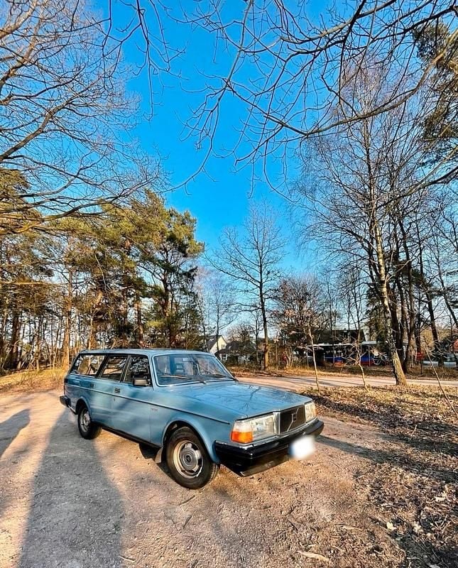 Gebraucht Volvo 240 80 PS (58 kW) 1983 Blau Kombi