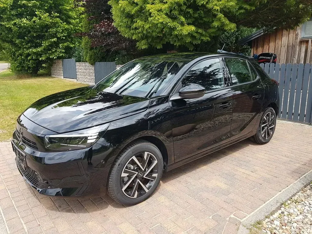 Neu Opel Corsa 101 PS (74 kW) 2025 Schwarz Kombi