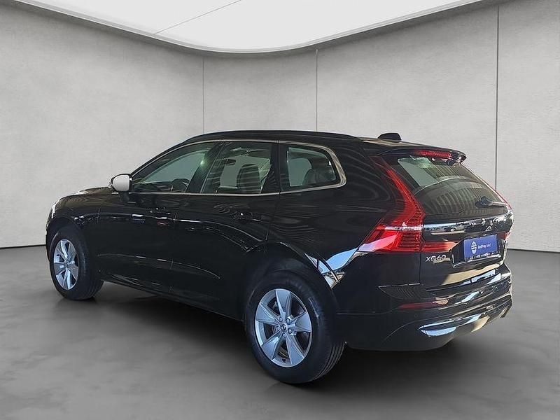 Gebraucht Volvo XC60 Core 197 PS (144 kW) 2023 Schwarz SUV