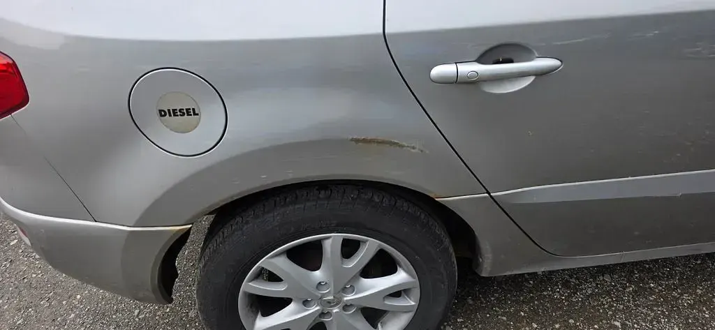Gebraucht Renault Koleos Dynamique 150 PS (110 kW) 2008 Silber SUV