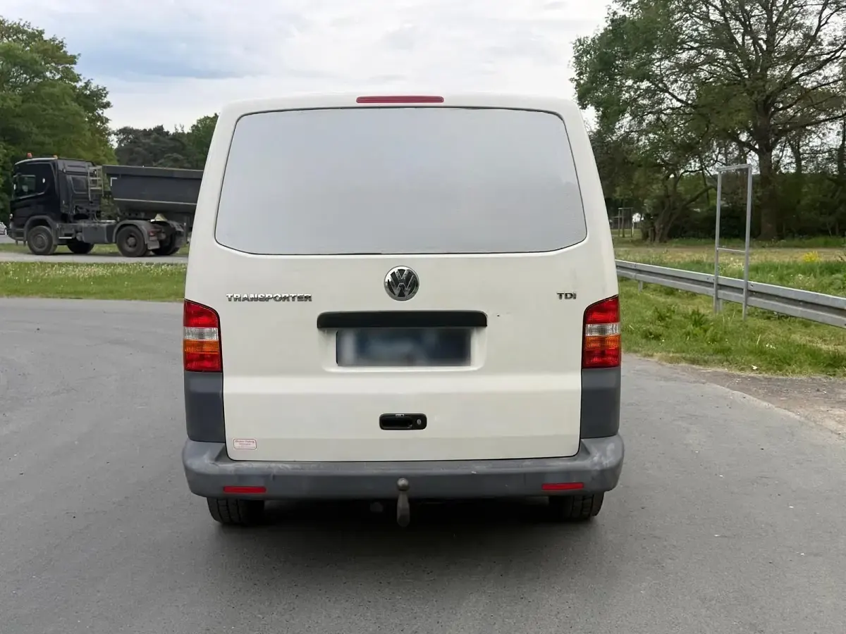 Second-hand VW Transporter 102 CP (75 kW) 2008 Alb Van