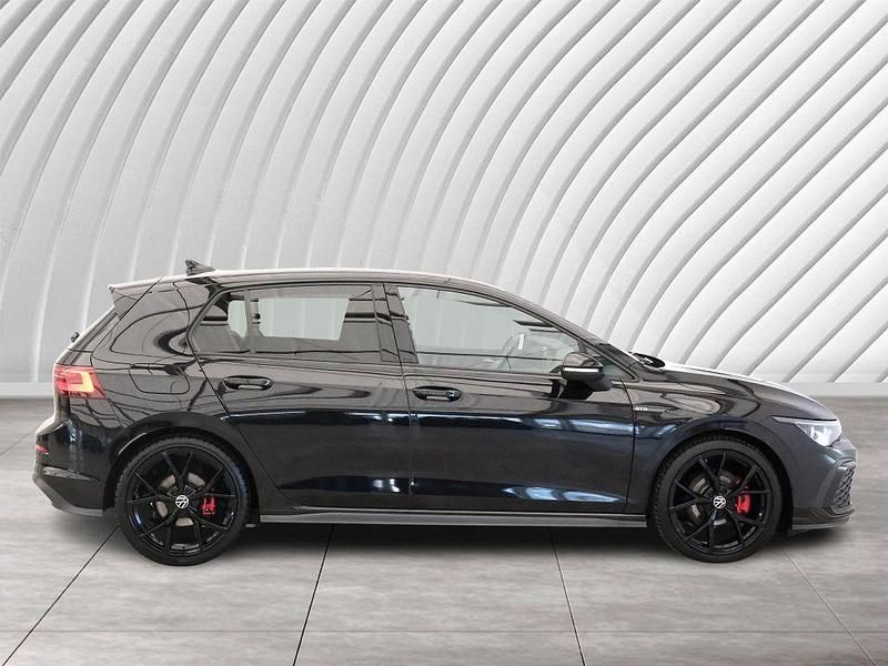 Second-hand VW Golf VIII GTD 200 CP (147 kW) 2024 Negru Berlinǎ