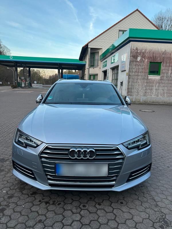 Gebraucht Audi A4 Ambiente 190 PS (139 kW) 2016 Silber Kombi