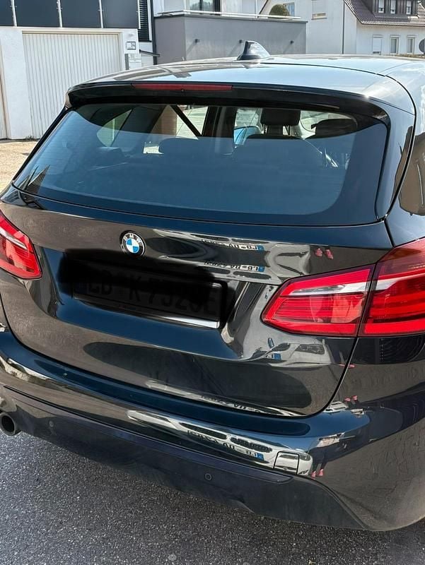 Gebraucht BMW 225 iPerformance 100 PS (73 kW) 2019 Schwarz Kombi