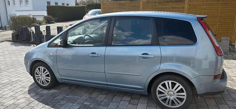 Usata Ford Focus 120 CV (88 kW) 2004 Blu Berlina