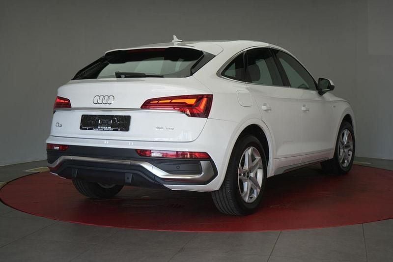 Gebraucht Audi Q5 Sportback S-Line 163 PS (119 kW) 2023 Ibis white SUV