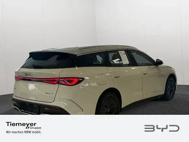 Neu BYD Seal Boost 184 PS (135 kW) 2026 Beige Limousine